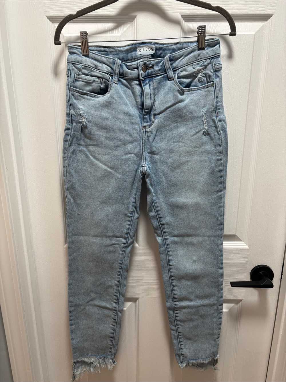 Cello Light Blue High-Rise Cropped Jeans